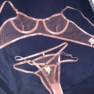 Lingerie set
